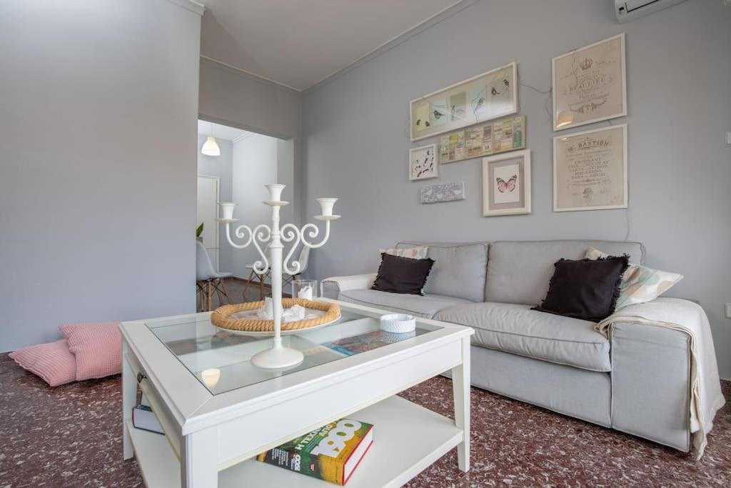 Cosy Apartment With Acropolis View Афіни Екстер'єр фото